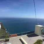 Pensión Guesthouse-theview (adults Only) Ribeira Brava
