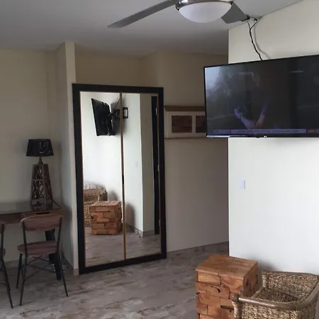 Guesthouse-theview (adults Only) Πανσιόν