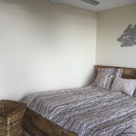 Πανσιόν Guesthouse-theview (adults Only)