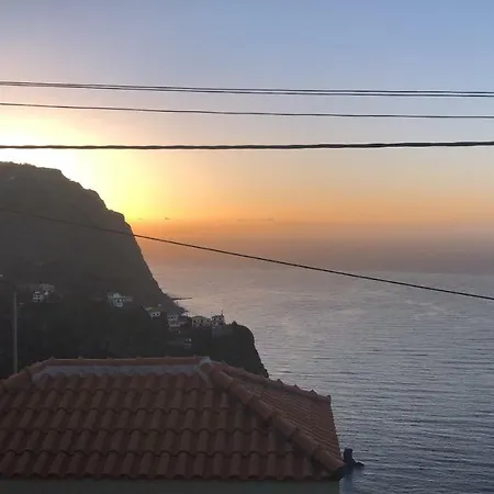 Guesthouse-theview (adults Only)