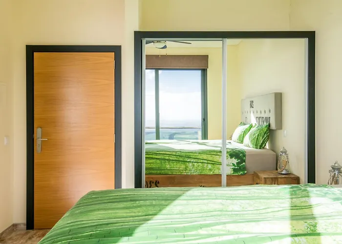 Guesthouse-theview (adults Only) Gasthof