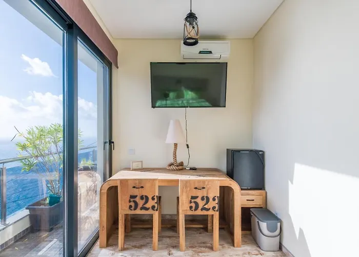 Guesthouse-theview (adults Only) Ribeira Brava