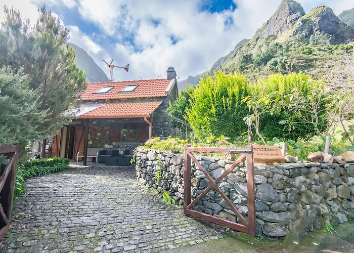 Guesthouse-theview (adults Only) Ribeira Brava