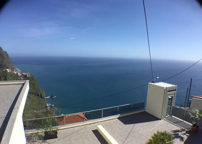 Gasthof Guesthouse-theview (adults Only) Ribeira Brava