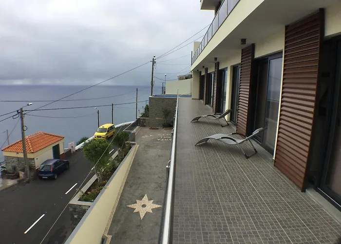 Guesthouse-theview (adults Only) Gasthof Ribeira Brava