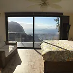 Guesthouse-theview (adults Only) Гостевой дом