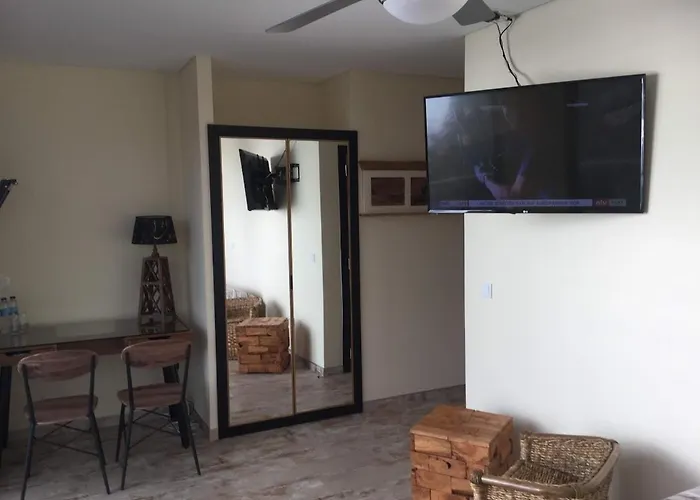 Guesthouse-theview (adults Only) Гостевой дом